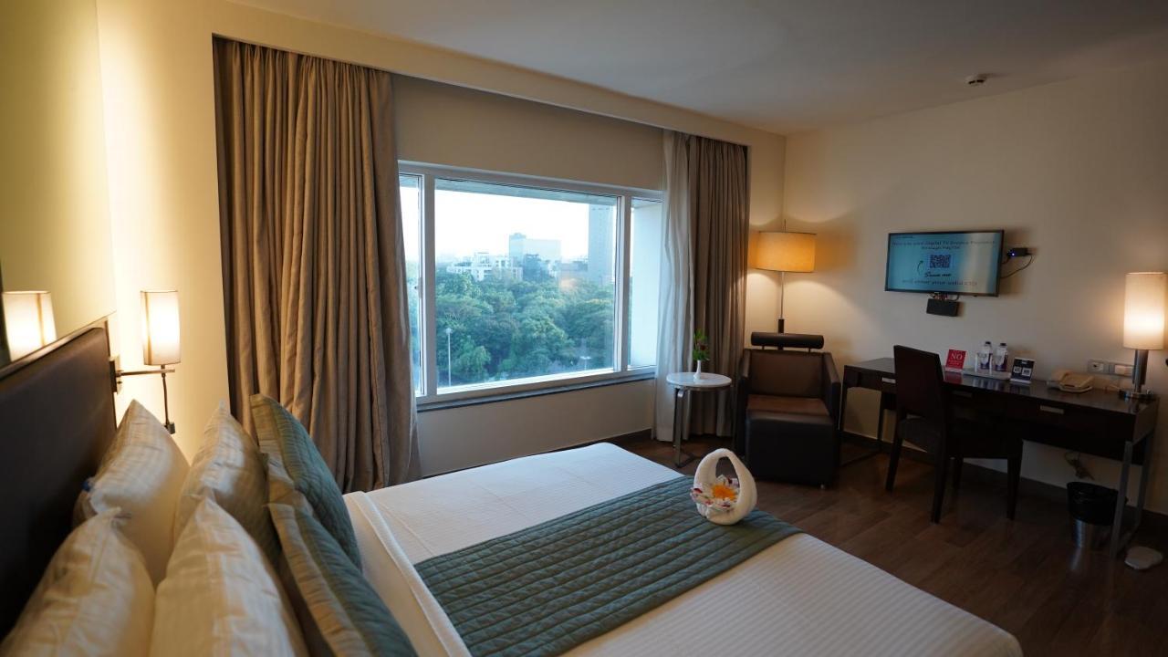 St Laurn Koregaon Park Pune Exterior foto